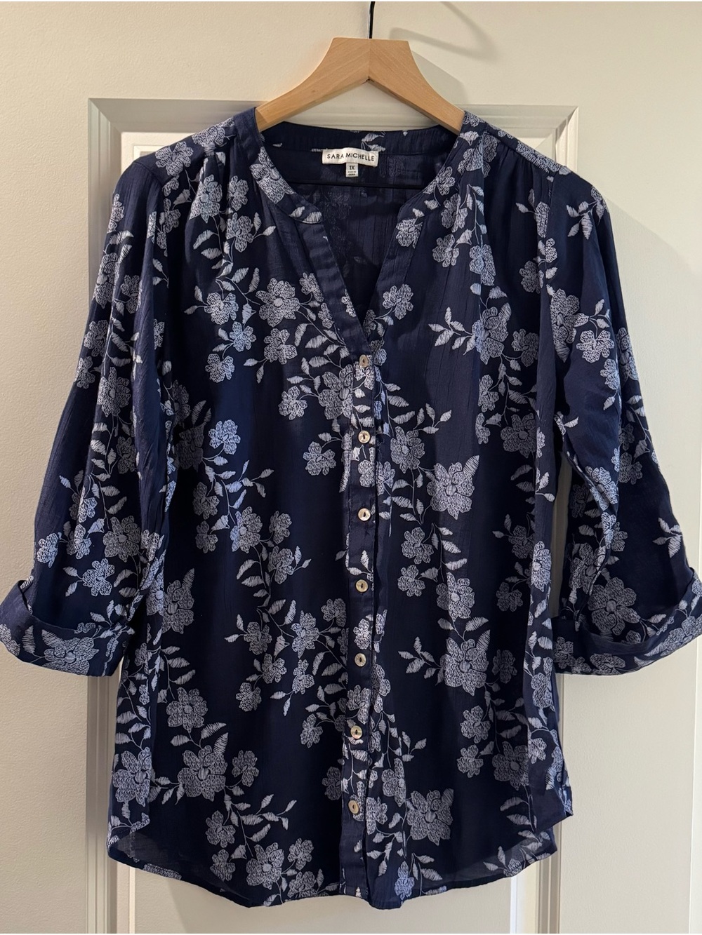 Sara Michelle 1X Navy Floral Roll Tab Sleeve Blouse Lightweight Button Front